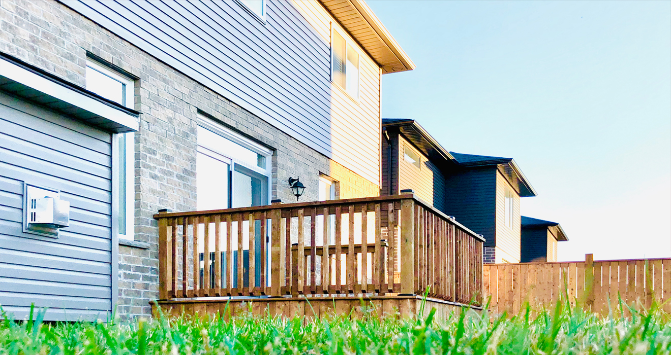 fence-deck-pnkhomes